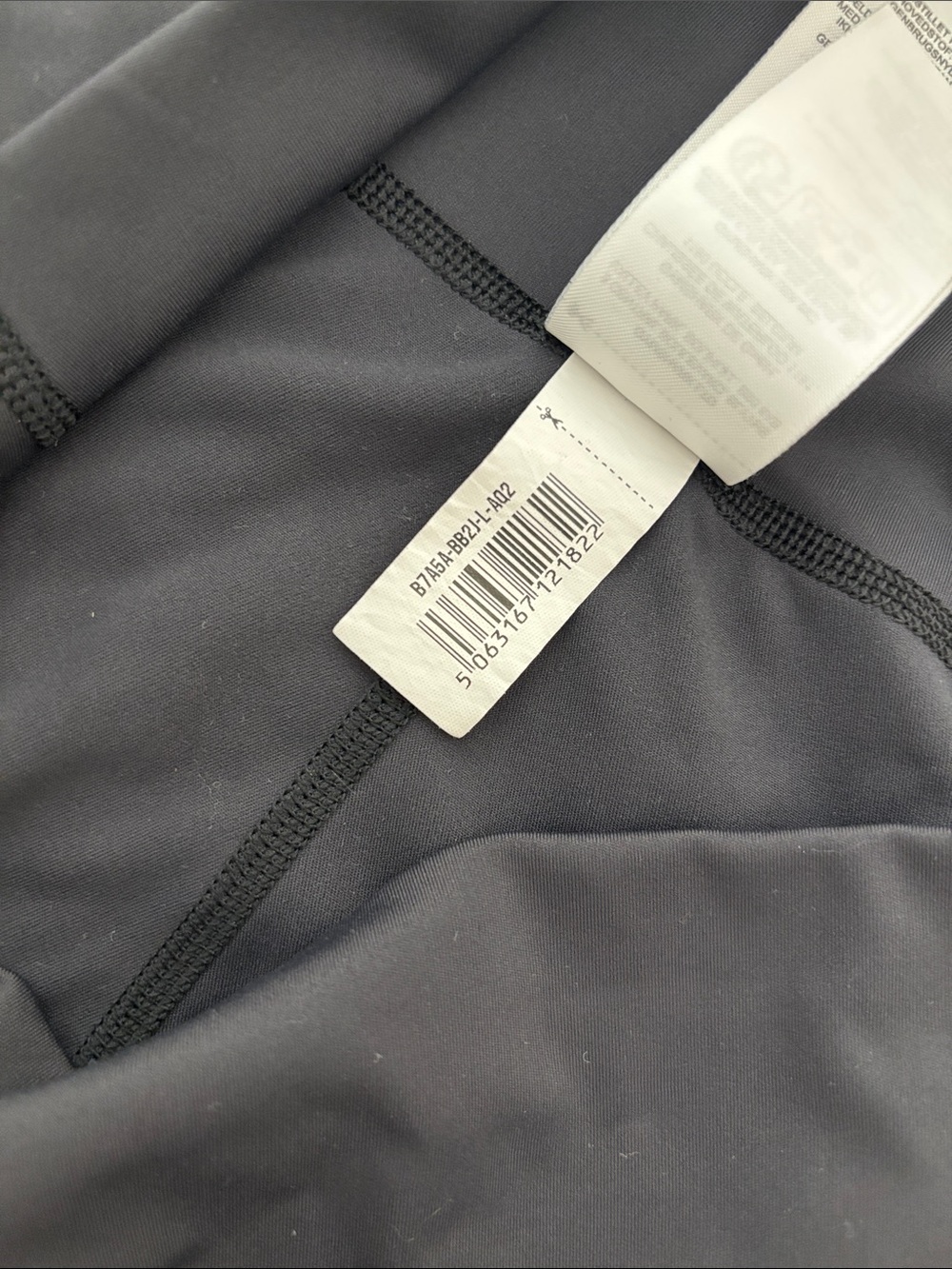 Gymshark Elevate Shorts - Size L - Picture 4 of 6
